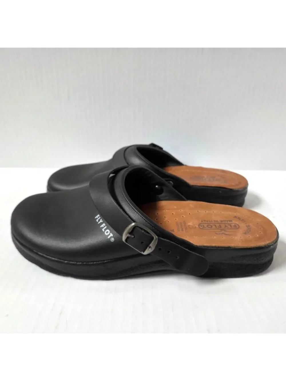 FlyFlot Shoes Mens 41 / 8 Black Leather Clogs Mules Anatomic Comfort NEW